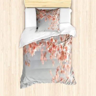 Produktbild von ABAKUHAUS Pfirsich Mantele, Landschaft Sakura Bäume, Milbensicher Allergiker geeignet mit Kissenbezügen, 135 cm x 200 cm - 80 x 80 cm, Blaugrau Coral