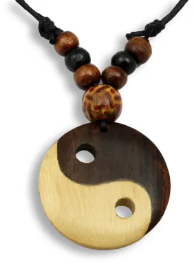 Produktbild von Island Piercings Halskette Anhänger aus Holz Ying Yang Handarbeit längenverstell