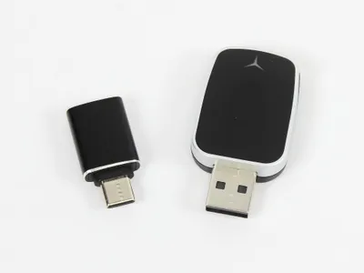 Produktbild von Wireless Adapter USB Stick Typ C +A Plug&Play 5 GHz für CarPlay IOS Android Auto