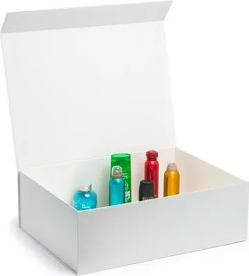 Zdjęcie produktu dla Pudełko Magnetyczne Kość Słoniowa 600x440x200mm Ozdobne Prezentowe Kartonik