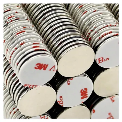 Produktbild von 250 selbstklebende Neodym-Magnete Ø20x1 mm - 2,0 KG Haftkraft