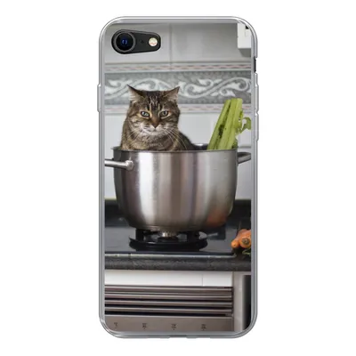 Produktbild von MuchoWow® Handyhülle Schutzhülle Hülle für iPhone SE 2020 Katze - Pfanne - Küche Silikon Softcase Handy Hülle - Kartenbesitzer