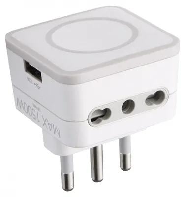 Obrázek produktu pro trojitý adaptér s USB portem 10 A 2p+t – 2 zásuvky 10 A+t