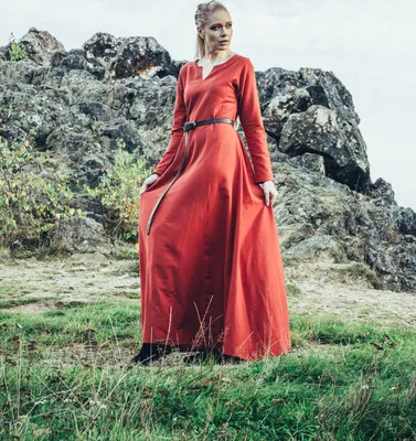 Produktbild von Mittelalterliches Unterkleid Lina mit geraden Ärmeln, Rot, Größe XL, aus Baumwolle