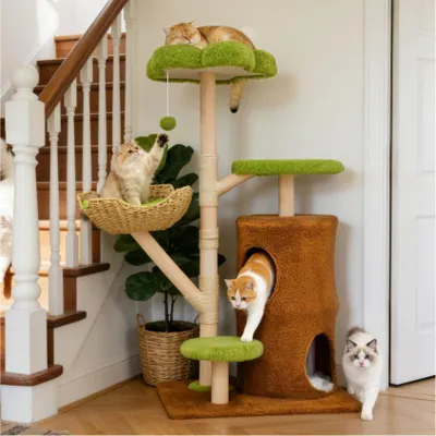 Produktbild von WISFOR Katzenkratzbaum 136cm hoch, mehrstufig Katzenbaum mit Korb Spielball Grün