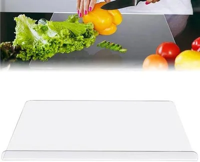Obrázek produktu pro Akrylová krájecí deska 40 x 30 cm – průhledná – s okrajem – do kuchyně – tloušťka 3 mm – protiskluzová – na pracovní desku