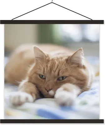 Produktbild von MuchoWow® Textilposter Katze - Bett - Tagesdecke - Mädchen - Kinder - Kinder - Kind 90x90 cm mit schwarzem Rahmen - Magnetisches