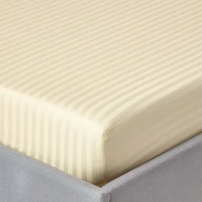 Immagine prodotto di Lenzuolo con angoli in damasco HOMESCAPES 140 x 200 cm – vaniglia, 100% cotone egiziano
