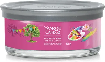 Obrázok produktu pre Aromatická sviečka Signature tumbler medium Art In the Park 340 g