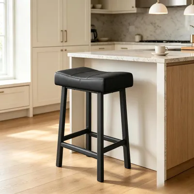 Immagine prodotto di Sgabelli da bar senza schienale - Set da 4 - Sgabelli - Similcuoio - Seduta imbottita e spessa - Poggiapiedi - Gambe in metallo - Ideali per isole cucina e banconi - Colore nero