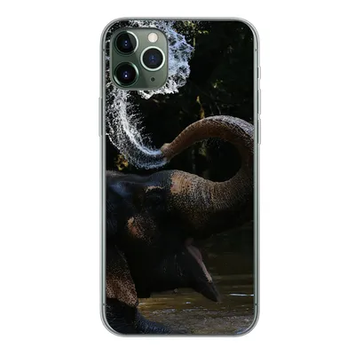 Produktbild von MuchoWow® Handyhülle Schutzhülle Hülle für iPhone 11 Pro Max Elefant - Wasser - Rüssel - Tiere - Natur Silikon Softcase Handy Hülle - Schutz