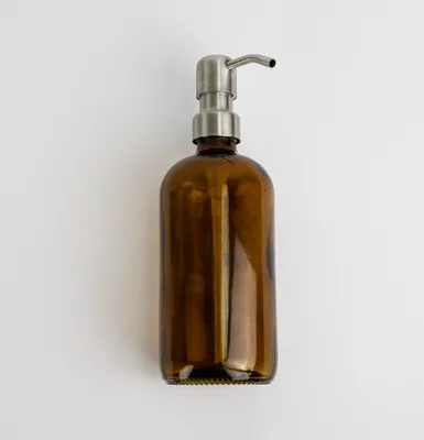 Immagine prodotto di Natural Goods Berlin KLEAN dispenser di sapone con etichette, dispenser di sapone di alta qualità e ricaricabile per cucina e bagno, marrone trasparente, testa della pompa in acciaio inox argento, 500 ml