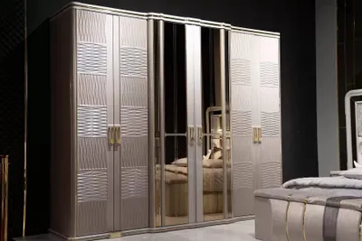 Immagine prodotto di Armadio in legno beige in elegante stile moderno