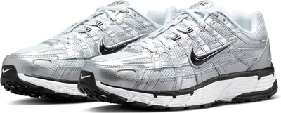 NIKE ★ P-6000 llic Silver ★ 22~30cm ★ 送料・関税込 ☆人気☆【NIKE】☆P-6000 Metallic Silver シルバー☆22-30cm