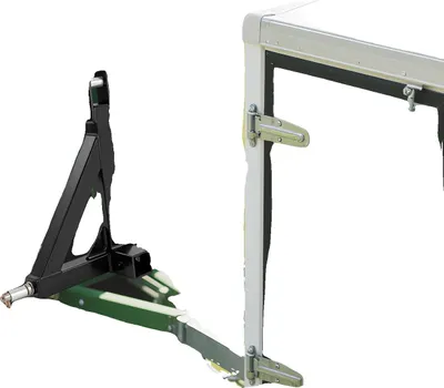 Immagine prodotto di adattatore per gancio di traino a 3 punti, Acciaio ad alta resistenza, Peso: 8,8 kg / 19,4 lbs, Compatibilità: Adatto a ganci di traino standard da 2", Design: Forma triangolare con tre perni di accoppiamento, Adatto a trattori e rimorchi