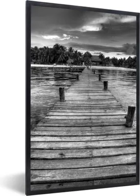 Produktbild von MuchoWow® MuchoWow® Gerahmtes Poster Blick auf den Pier der Isla Mujeres - Schwarz und weiß 40x60 cm - Poster mit zchwarzem Bilderrahmen - Papierdruck - Wandbilder