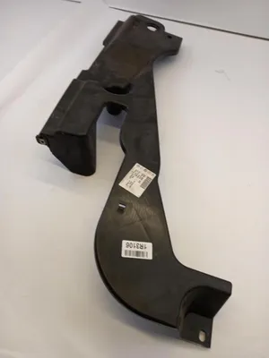 Immagine prodotto di Protezione inferiore originale per Volkswagen Passat B6 (3C), lato destro, codice ricambio: 3C0825102