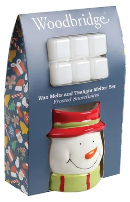 Obrázek produktu pro Dárková sada – svíčka "Sněhové vločky" a aroma lampa "Sněhulák" od Woodbridge