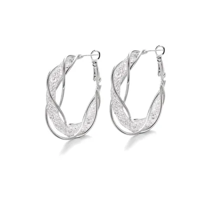 Image de Boucles d'oreilles créoles pour femme, couleur argent – Créoles torsadées brillantes et texturées, boucles d'oreilles créoles élégantes en métal, bijoux fantaisie pour le quotidien et comme cadeau, J0744