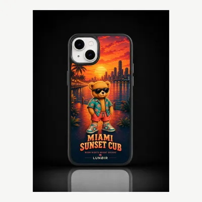 Imagen del producto de Funda para iPhone 14 Plus, carcasa protectora con diseño del atardecer de Miami – LUNØIR ©