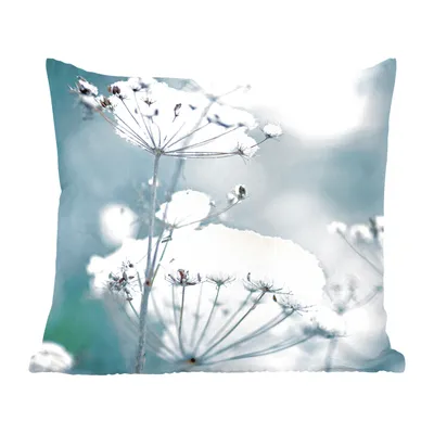 Produktbild von MuchoWow® Zierkissen Sofakissen Wohnzimmer Dekokissen 40x40 cm Schnee - Blumen - Winter - Zweige - Foto Kissen - Schlafzimmer Dekoration