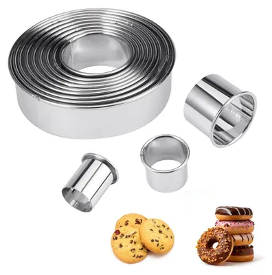 Obrázek produktu pro Sada vykrajítek na cukroví, kulatých, 12 kusů, průměr 2,4–11,2 cm, nerezová ocel