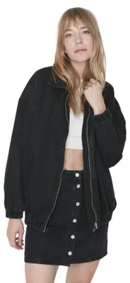 Produktbild von Trendyol Damen Regular Basic Plain Denim Jacke, Schwarz, XS