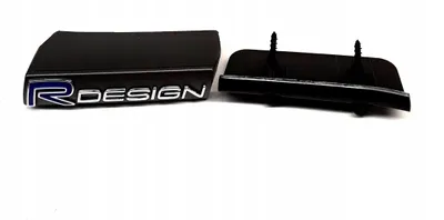 Obrázek produktu pro VOLVO S60 V60 XC60 R-DESIGN Emblem Logo Originál od autorizovaného prodejce