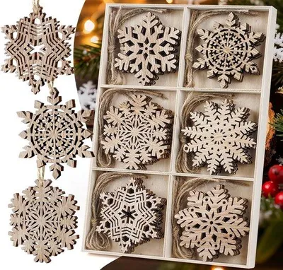 Productafbeelding van 30 Houten Kerstboomhangers Sneeuwvlokken Rustieke Winterdecoratie