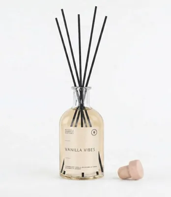 Produktbild von BOHORIA® Raumdiffuser 250 ml Vanilla Vibes – Gourmand Raumduft mit Vanille, Meersalz & Tonkabohne – Duftstäbchen für Zuhause, Bad & Wohnzimmer