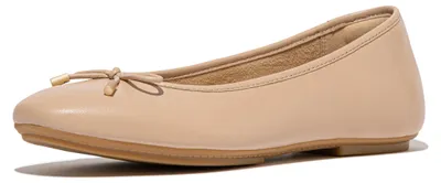 Immagine prodotto di Ballerine basse in pelle beige, modello "Delicato" di Fitflop