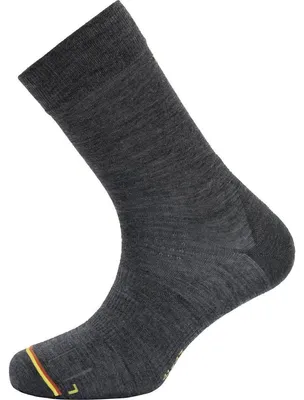 Produktbild von Devold of Norway Herren Sportsocke Hiking Merino Liner Sock Grau 41-43