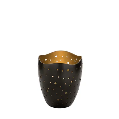 Produktbild von Fink ELIAS, Windlicht, Aluminium, gehämmert, grau, L. 13 cm, B. 13 cm, H. 15 cm, D. 13 cm Höhe: 15.00 cm Breite: 13.00 cm Tiefe: 13.00cm Durchmesser: 13.00 cm 147016