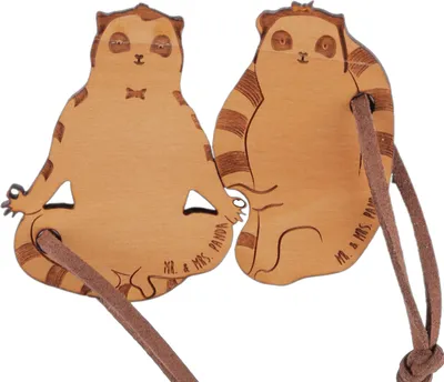 Produktbild von Mr. & Mrs. Panda Schlüsselanhänger Paare Lemur verliebt - Geschenk, Liebe, Liebes, Pärchenanhänger, Partner, Paar, Freundin, Freund, Lemuren