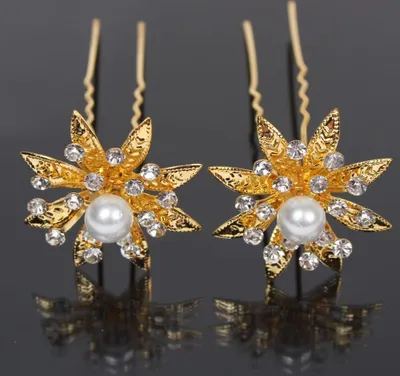 Produktbild von 2 Haarnadeln Perlen Strass Blume Modell 3 weiß gold