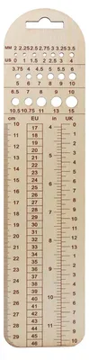 Image de Règle en bois pour tricoter des chaussettes
