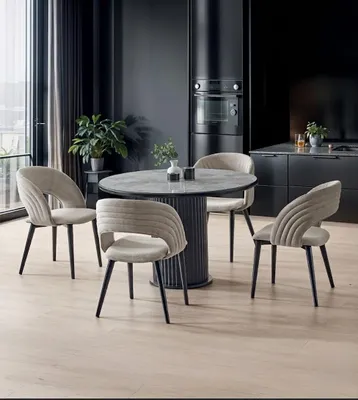 Productafbeelding van Eetkamer set: Eettafel met 4 stoelen, zwart, comfortabel, marmerlook, modern