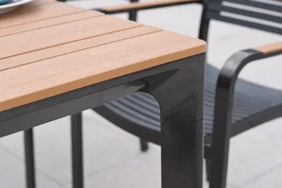 Produktbild von Merxx Gartentisch 156 x 90 cm- Stahlgestell mit Tischplatte aus Kunststoff in Holzoptik