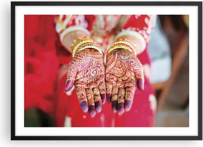 Produktbild von Gerahmtes Poster - Schwarzer Rahmen - Hände orientalisch Muster - 70x50 cm - Wand Bild - Wanddeko - Wandbilder - Kunstposter - Wandposter - Bilderrahmen - Bilder - Kunstdruck - P2BAA70x50-4848