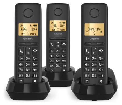 Produktbild von Gigaset PURE 100 trio, Analoges/DECT-Telefon, Kabelloses Mobilteil, Freisprecheinrichtung, 50 Eintragungen, Anrufer-Identifikation, Schwarz