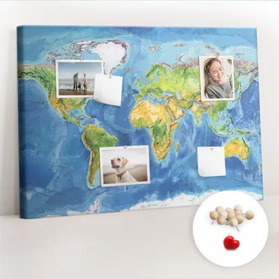 Obrázek produktu pro Korková nástěnka s kolíčky - Tabule s kolíky pro fotografie a poznámky - 100x70 cm - Připínáčky dřevěné 100 kusů - Mapa světa