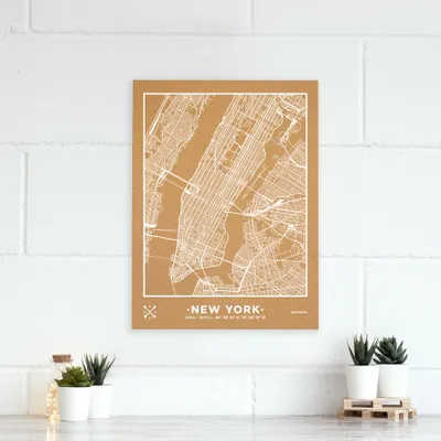 Produktbild von Kork-Pinnwand New York Design weiß 45 x 60 cm mit doppelseitigem Klebeband