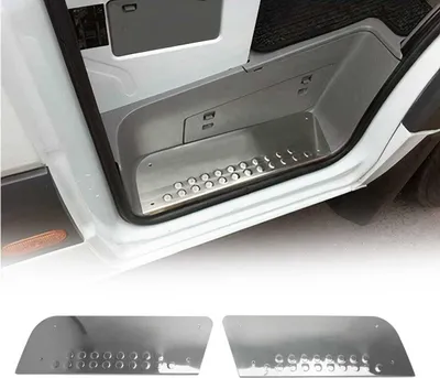 Obrázok produktu pre Chrómové prahy pre VW Crafter 2006-2017 strieborné 2ks