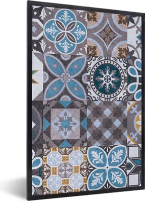 Produktbild von MuchoWow® Gerahmtes Poster Blumen - Muster - Blau - Braun 60x90 cm - Poster mit Schwarzem Bilderrahmen Wandposter Rahmen Foto Bilder - Kunst