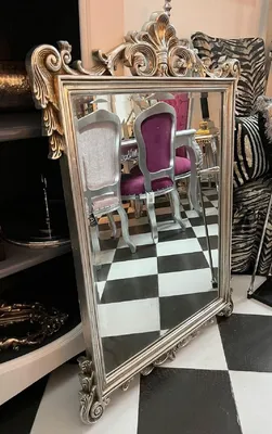 Zdjęcie produktu dla Casa Padrino Lustro w stylu barokowym srebrny - Ręcznie robione lustro ścienne z eleganckimi dekoracjami - Wspaniałe lustro ścienne w stylu barokowym - Lustro w stylu barokowym szafa - Meble w stylu barokowym - Szlachetny i wspaniały
