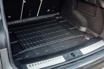 Produktbild von FROGUM Laderaum-/ Kofferraumwanne Matte Gummi für RENAULT Megane IV Limousine