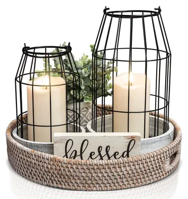 Image de Lanternes décoratives de style rustique, idéales pour une ambiance chaleureuse dans un salon, près d'une cheminée, ou