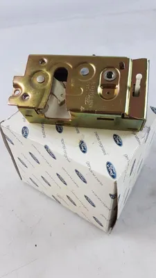 Zdjęcie produktu dla Oryginalny zamek drzwi Ford, numer części: 6894355