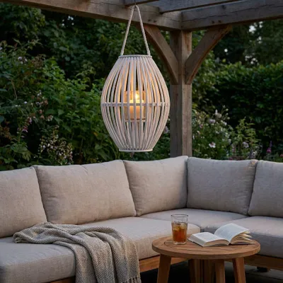 Immagine prodotto di Milani Home - lanterna in vimini e vetro bianco, portacandela decorativa da interno ed esterno, per giardino e portico