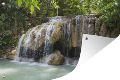 Produktbild von MuchoWow® 60x40 cm Outdoor-Poster Gartendeko Sichtschutz Garten Poster für den Garten  Wasserfall über Felsen im Erawan-Nationalpark in Thailand